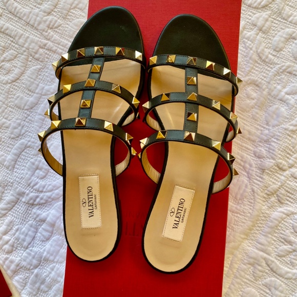 Valentino Garavani Rock Stud Sandals - Picture 7 of 16